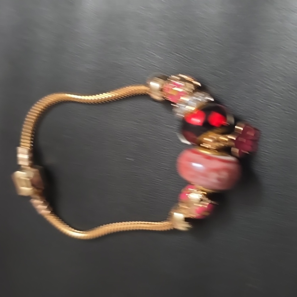 Jewelry - Picture 3 of 4